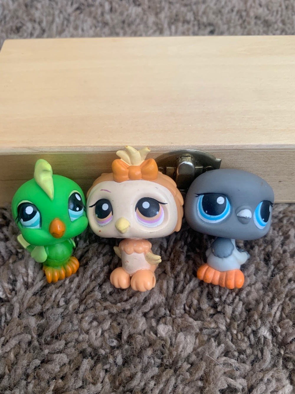 Littlest Pet Shop LPS Bird Figures Toy Lot Owl 431, Pigeon 356, Parrot 1369